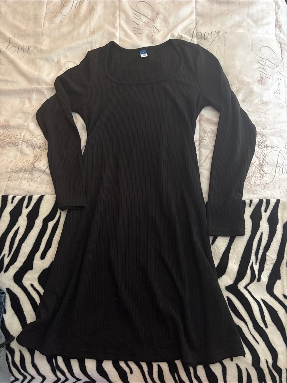 Old Navy Black Ribbed Long Sleeve Midi Dress